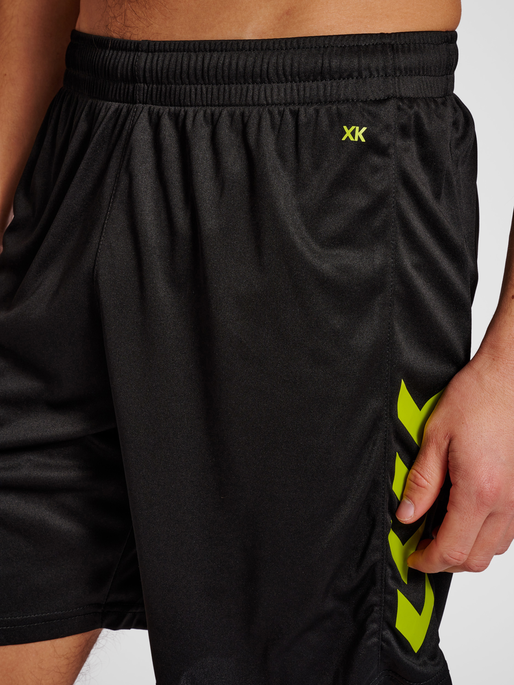 hmlCORE XK POLY SHORTS, BLACK, model