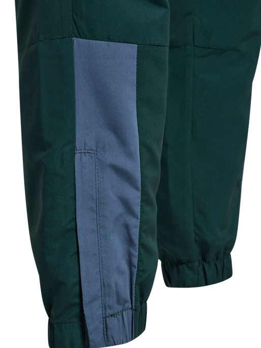 hmlTRACKSUIT PANTS SPORTSWEAR, PONDEROSA PINE, packshot