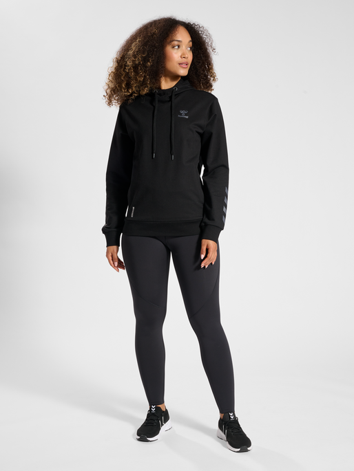 hmlOFFGRID COTTON HOODIE WO, JET BLACK/FORGED IRON, model