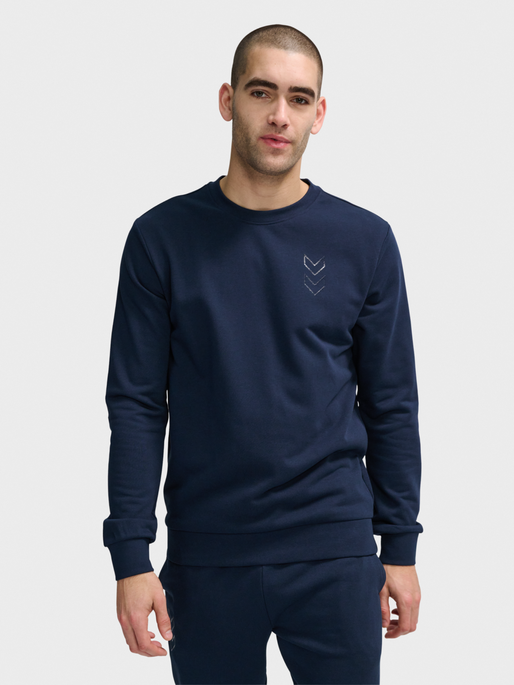 hmlACTIVE SWEATSHIRT, TOTAL ECLIPSE, model