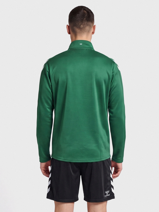 hmlCORE XK POLY ZIP SWEAT, EVERGREEN, model