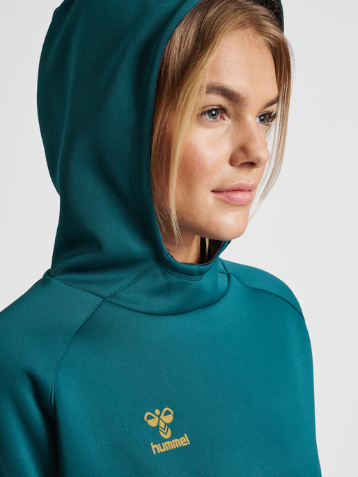 hmlCIMA XK HOODIE WOMAN, BLUE CORAL, model