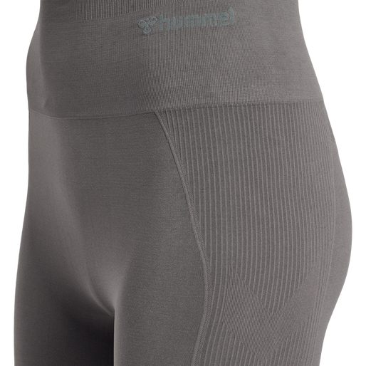 hmlTIF SEAMLESS SHORTS, CHARCOAL GREY, packshot