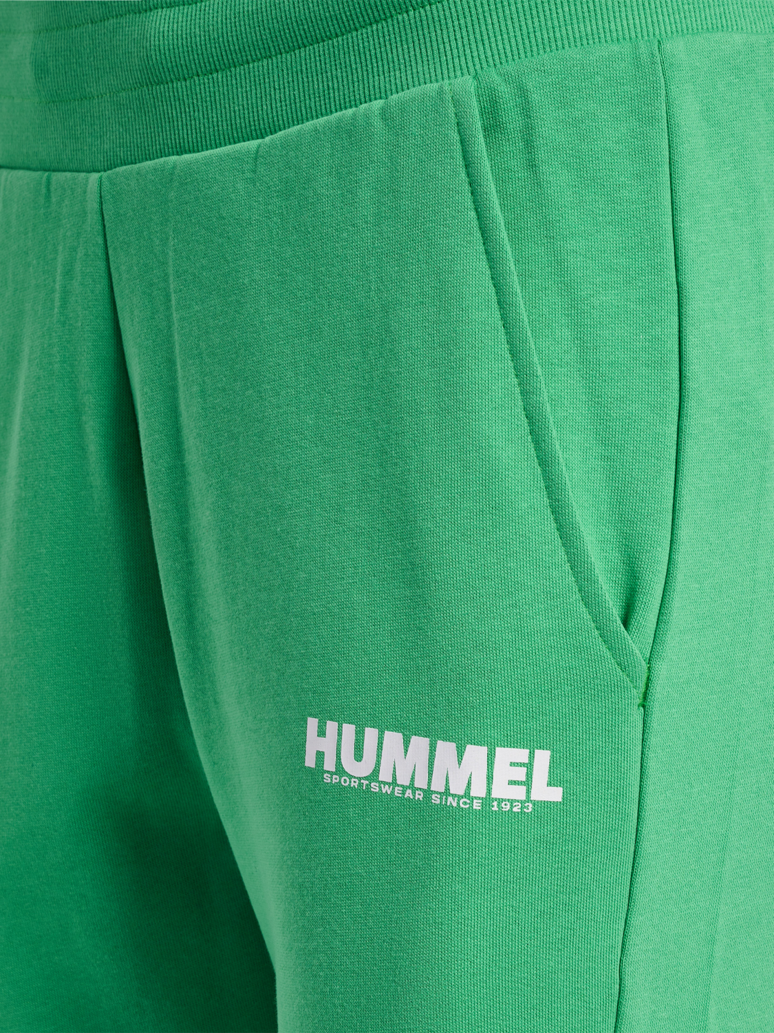 hmlLEGACY WOMAN TAPERED PANTS, GREEN SPRUCE, packshot