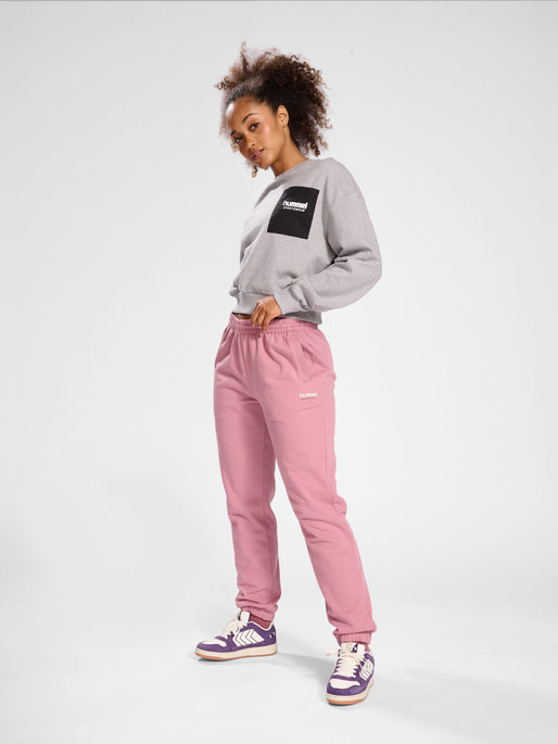 hmlLGC SHAI REGULAR PANTS, 4498, model