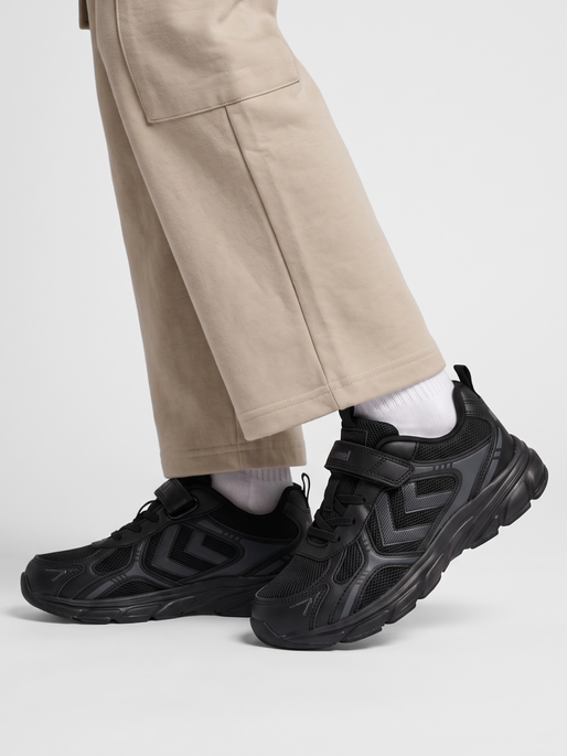 EFFORT ONE VC JR, BLACK/BLACK, model