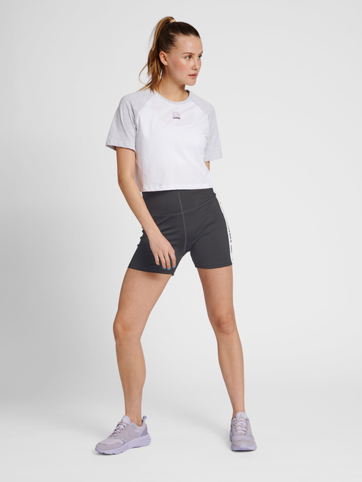 hmlLGC ZELLA HW TIGHT SHORTS, ASPHALT, model