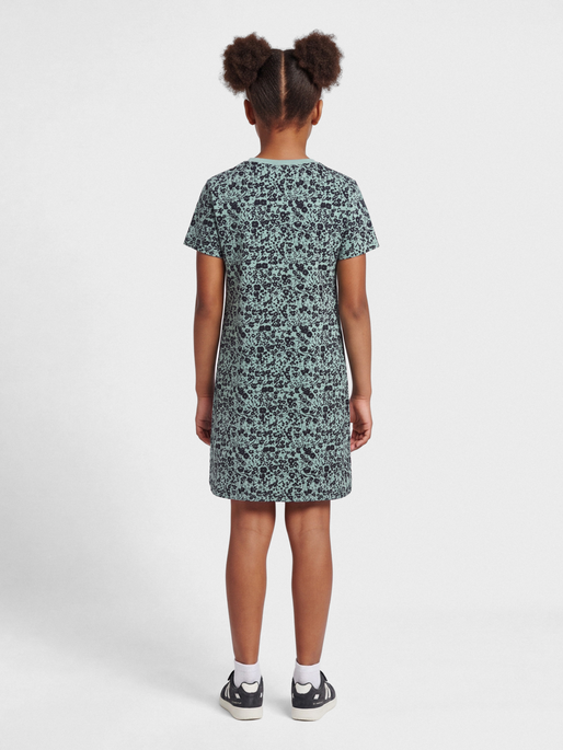 hmlMEJSE DRESS S/S, CHINOIS GREEN, model