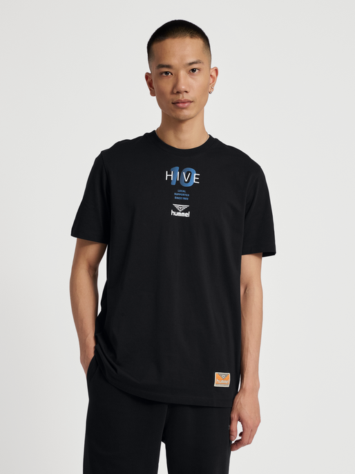 hmlHIVE AIDEN T-SHIRT, 2001, model