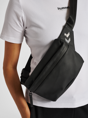 LIFESTYLE BUM BAG, BLACK, model