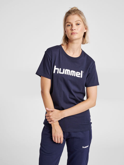 HUMMEL GO COTTON LOGO T-SHIRT WOMAN S/S, MARINE, model