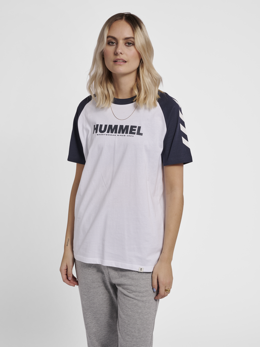 BLOCKED T-SHIRT - WHITE | hummel.dk