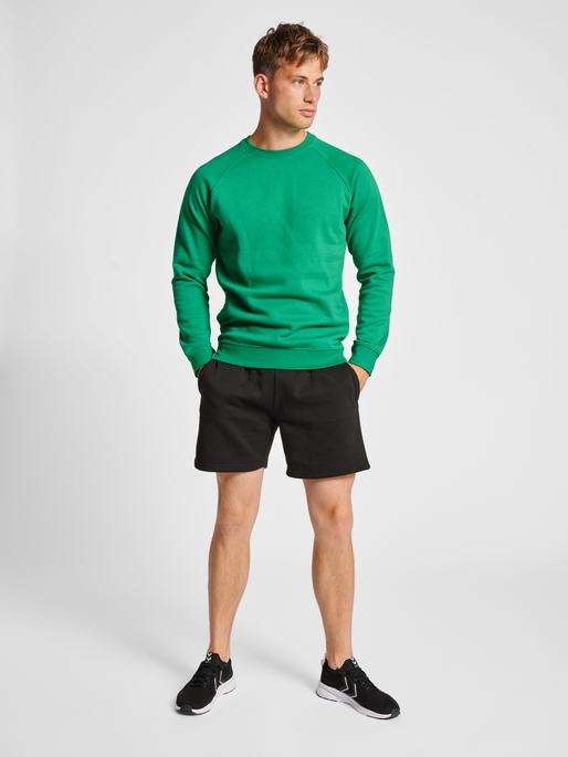 hmlRED CLASSIC SWEATSHIRT, JELLY BEAN, model