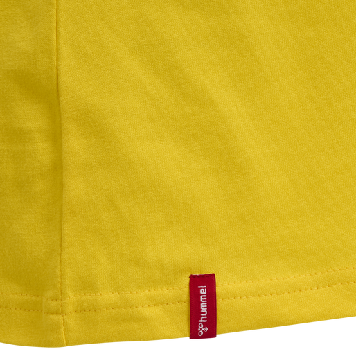 hmlRED BASIC T-SHIRT S/S WOMAN, EMPIRE YELLOW, packshot