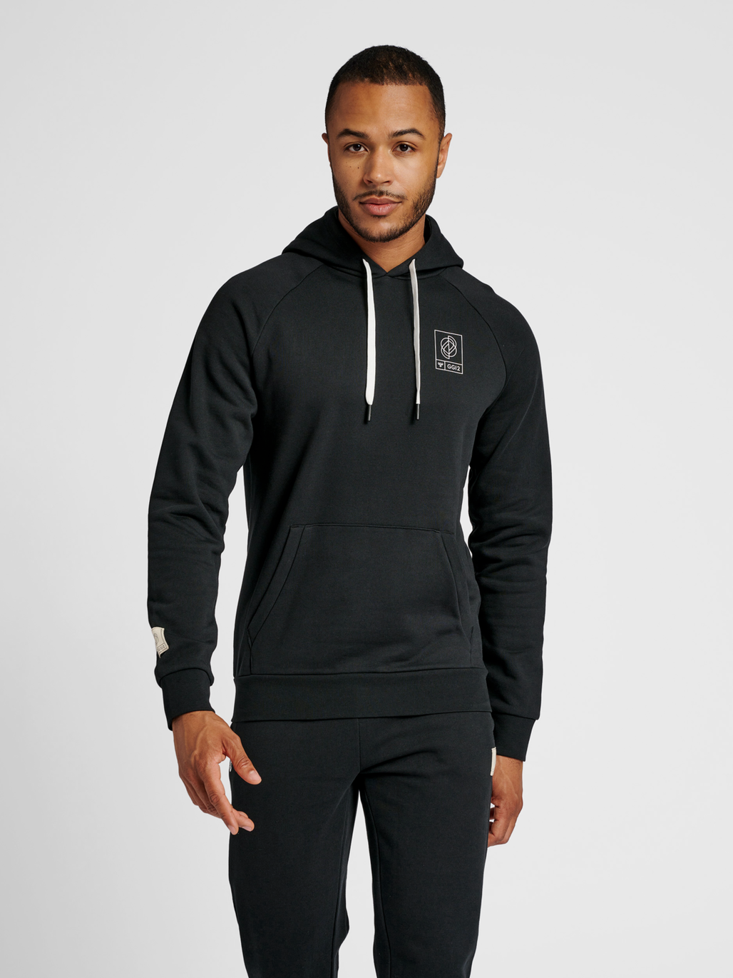 hmlGG12 SWEAT HOODIE, 2001, model