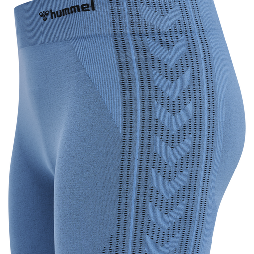 hmlSHAPING SEAMLESS MW SHORTS, MARINA, packshot