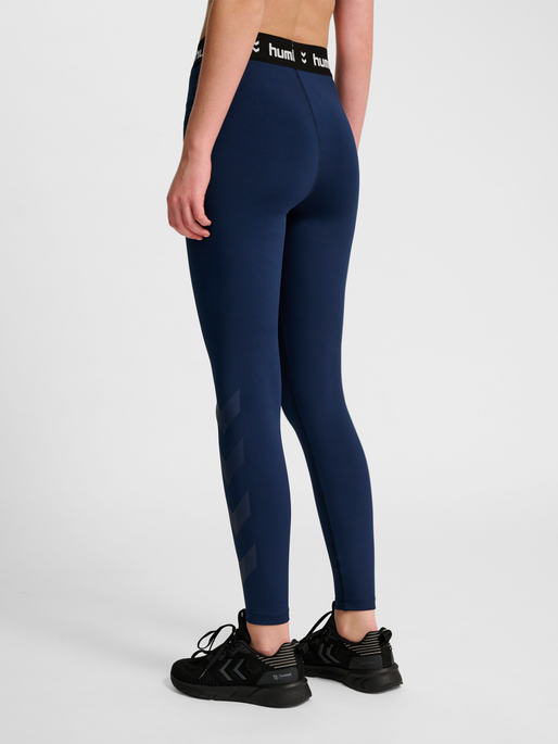 hmlPULSE MID WAIST TIGHTS, DRESS BLUES, model