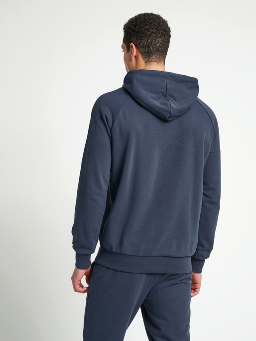 hmlISAM HOODIE, BLUE NIGHTS, model