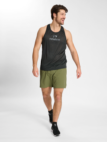 nwlFONTANA SINGLET MEN, BLACK MELANGE, model