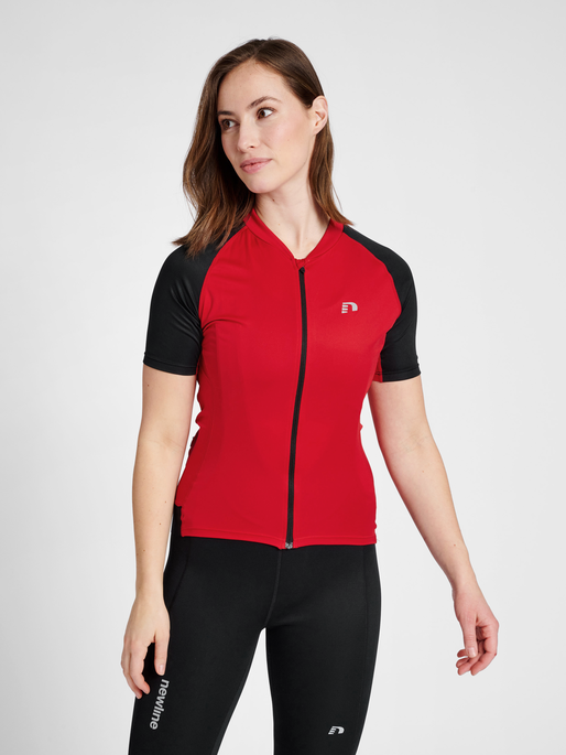 WOMENS CORE BIKE JERSEY, TANGO RED, model