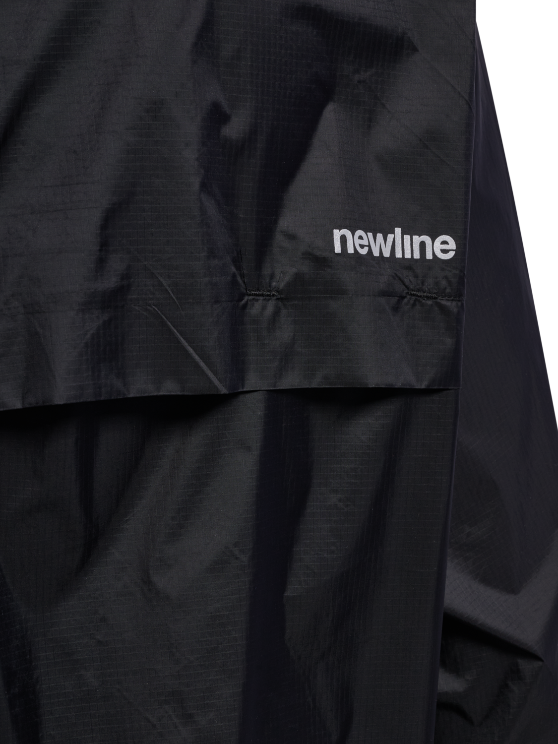nwlLUNAR WINDBREAKER, BLACK, packshot