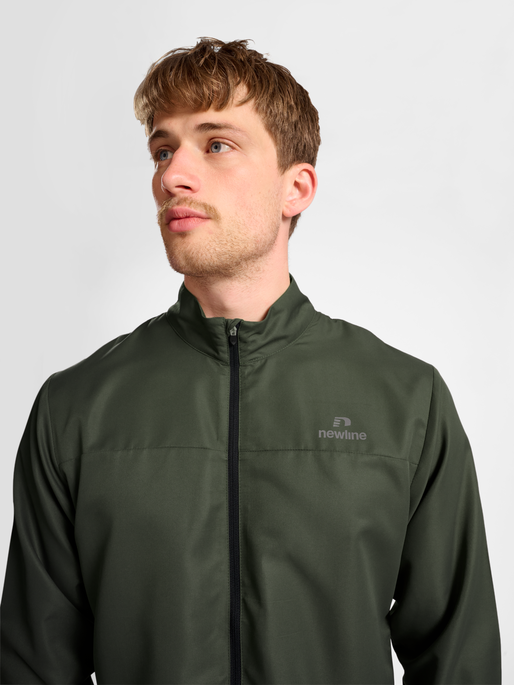 nwlBEAT JACKET, 1954, model