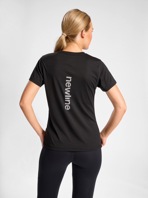 nwlBEAT POLY TEE WOMAN, 2001, model