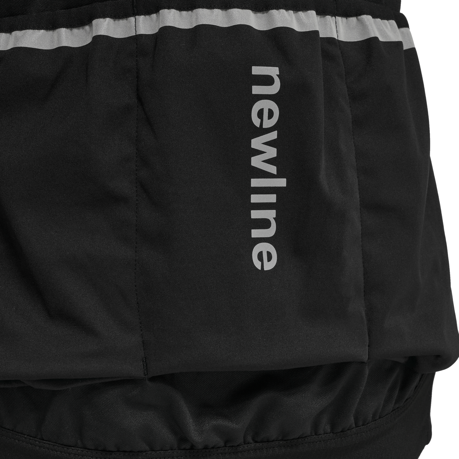 WOMENS CORE BIKE THERMAL JACKET, BLACK, packshot