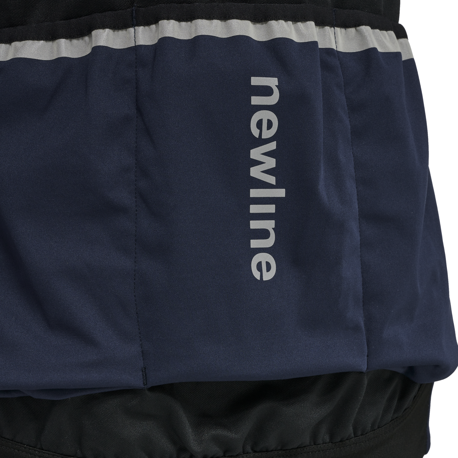 WOMENS CORE BIKE THERMAL JACKET, BLACK IRIS, packshot