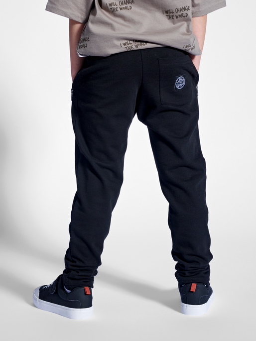 stmANTON PANTS, 2001, model