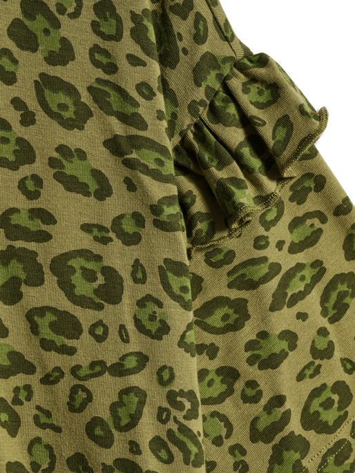 stsEMMA T-SHIRT, DRIED HERB, packshot