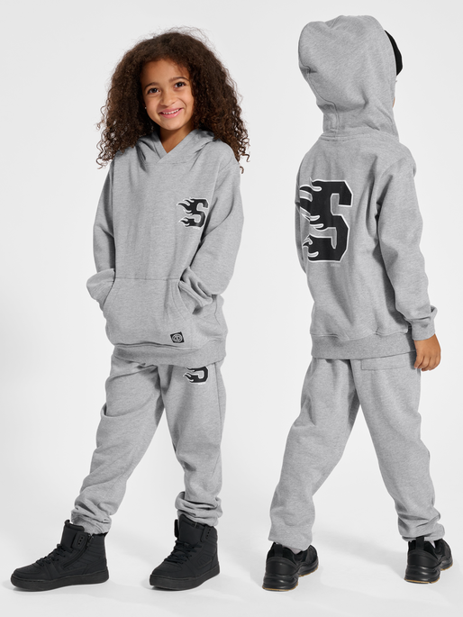 stsHORIZON HOODIE, GREY MELANGE, model