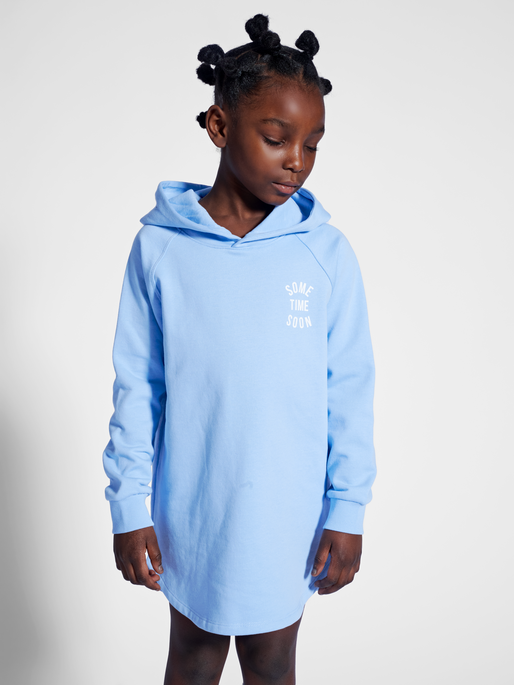 stmMONTERY HOODIE, 7733, model
