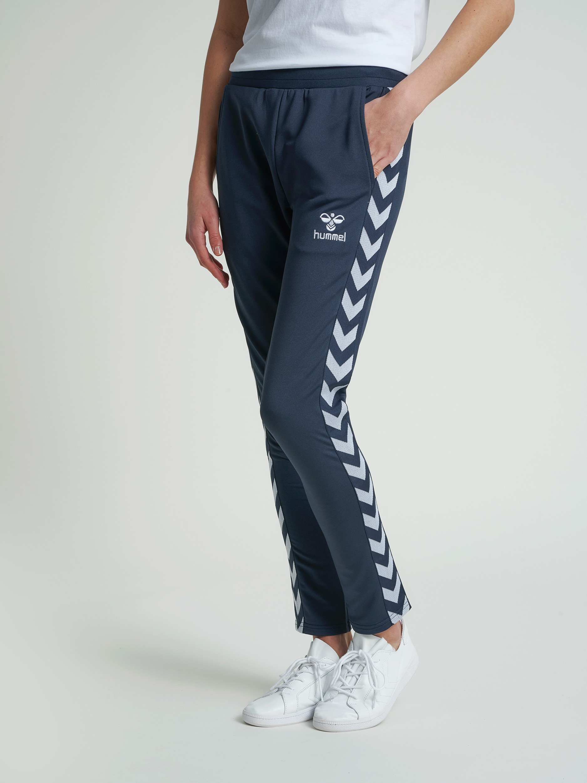 NELLY TAPERED PANTS - BLUE NIGHTS |